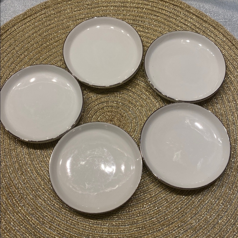 Crown Empire Fine China White and silver Rimmed Dish Set of 5 small plates - Picture 3 of 5